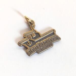 Vintage Red Lobster Antique Gold Tone Natical Tug Boat Logo Bracelet Charm